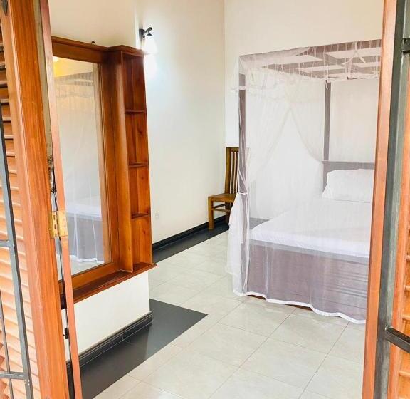 ویلای 1 خوابه, White Villa