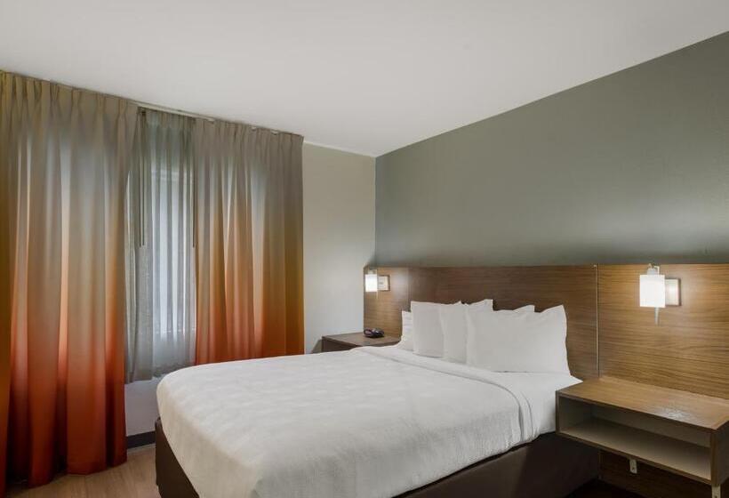 اتاق استاندارد با تخت دو نفره بزرگ, Mainstay Suites Savannah Midtown
