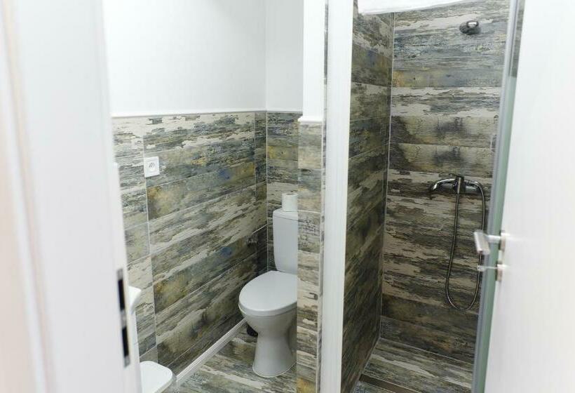 استودیوی استاندارد, Bella House Apartaments