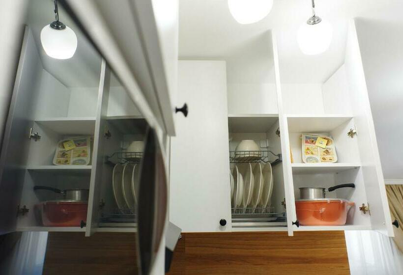 استودیوی لوکس, Bella House Apartaments