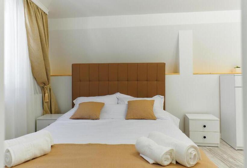 استودیوی لوکس, Bella House Apartaments
