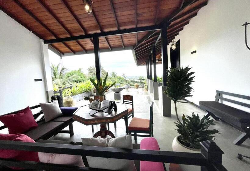 1 Bedroom Penthouse Apartment, D  Art Villa Retreat And Spa