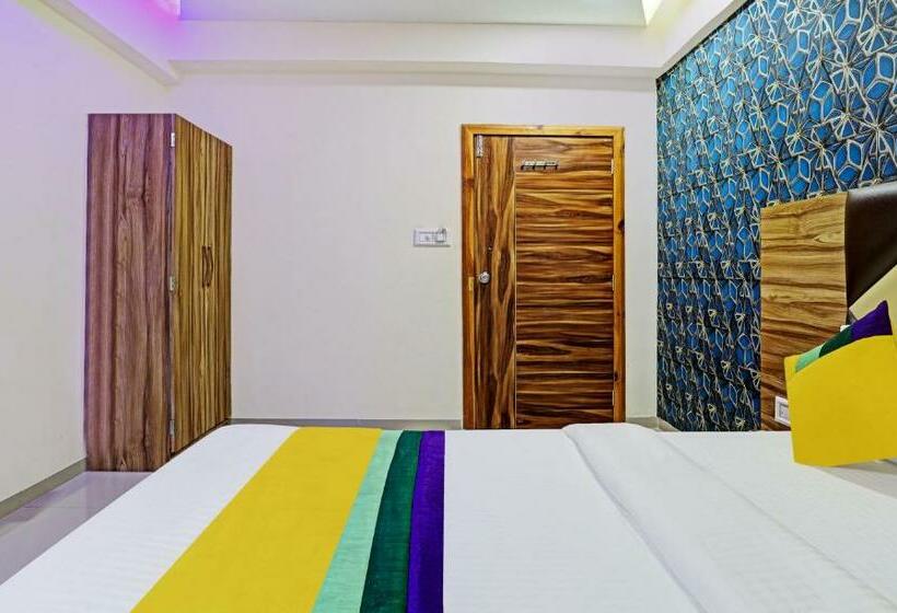 اتاق استاندارد, Itsy Hotels Rk Palace