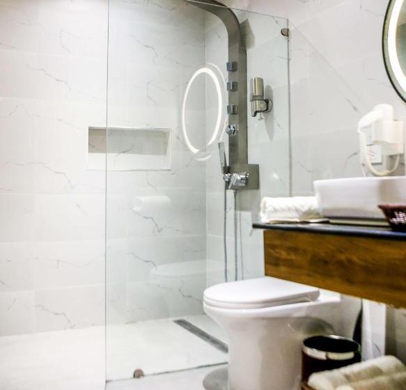 اتاق لوکس با تخت بزرگ, Surestay Studio By Best Western Clarkview, Angeles City