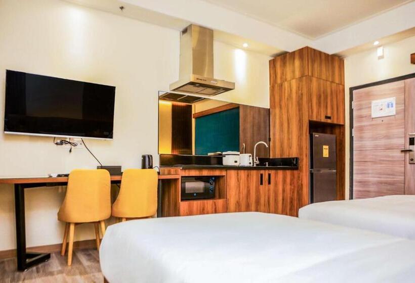 اتاق لوکس یک تخته, Surestay Studio By Best Western Clarkview, Angeles City