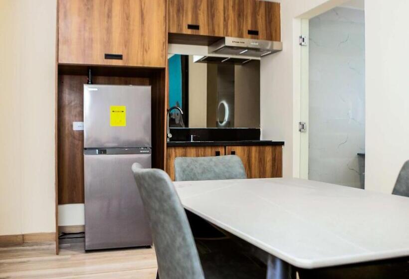 Deluxe Suite King Bed, Surestay Studio By Best Western Clarkview, Angeles City
