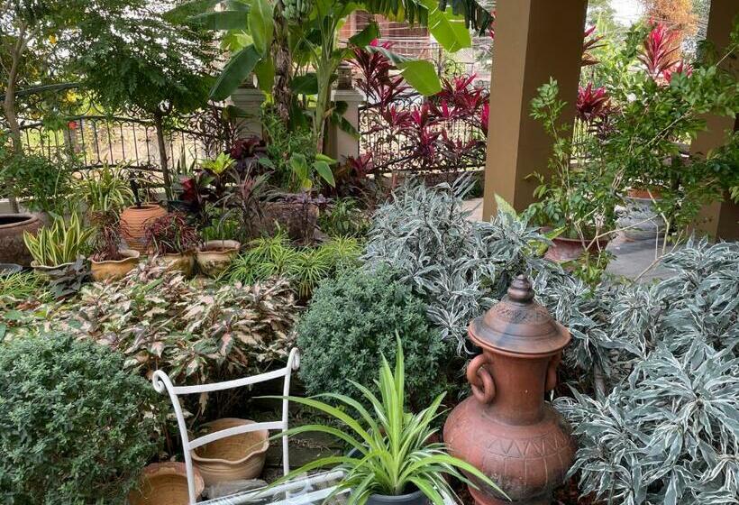 اتاق استاندارد با بالکن, Laph Kham House