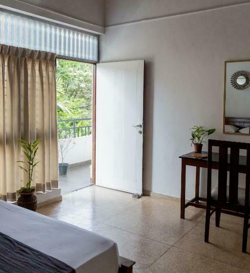 اتاق استاندارد با تخت بزرگ, Greenscape Colombo