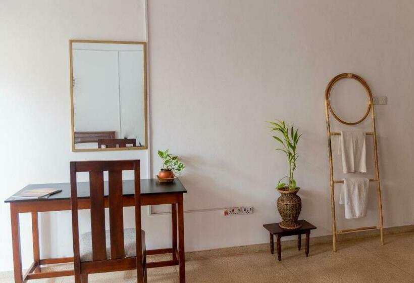 اتاق استاندارد با تخت بزرگ, Greenscape Colombo