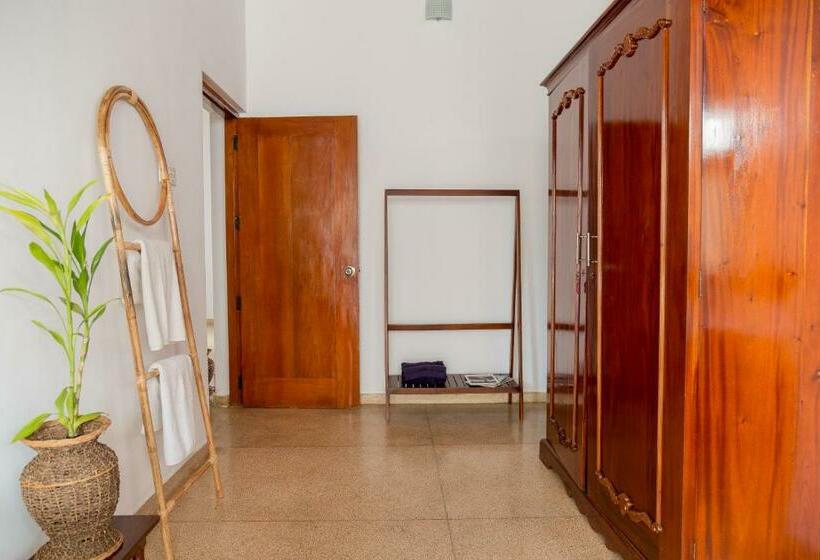 اتاق استاندارد با تخت بزرگ, Greenscape Colombo