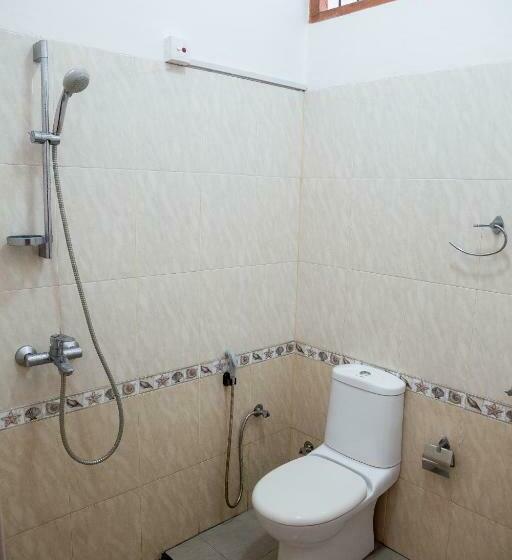 اتاق استاندارد با سرویس بهداشتی مشترک, Greenscape Colombo