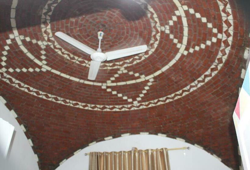 اتاق استاندارد سه نفره, Nile View Guest House