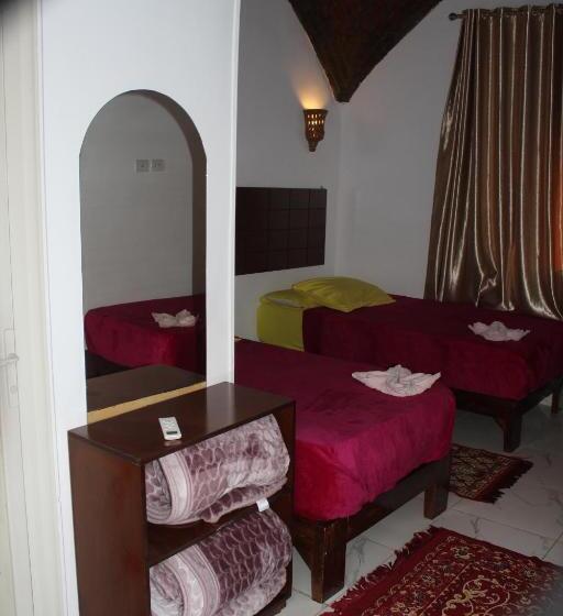 اتاق استاندارد سه نفره, Nile View Guest House