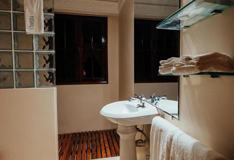 اتاق استاندارد, Yushili Hotel Kampala