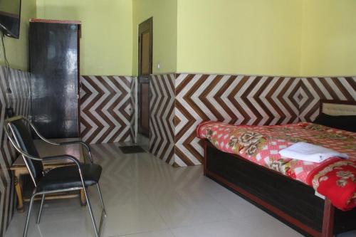 اتاق استاندارد با چشم‌انداز کوهستان, Pineview Cafe