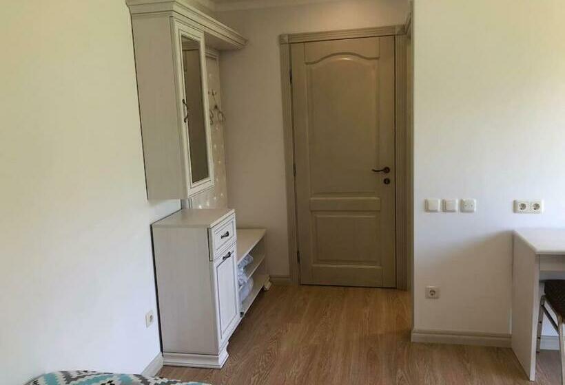 اتاق استاندارد سه نفره, Marių įlanka