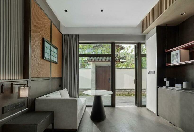اتاق استاندارد با تخت بزرگ, Homm Huzhou Xisai Shan