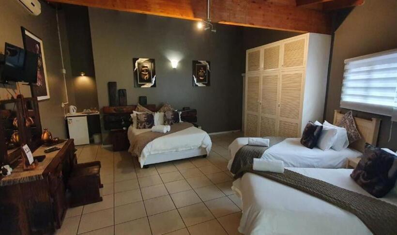 اتاق خانوادگی, Crayfish Creek Guest House