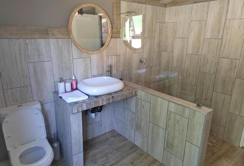 اتاق استاندارد, Crayfish Creek Guest House