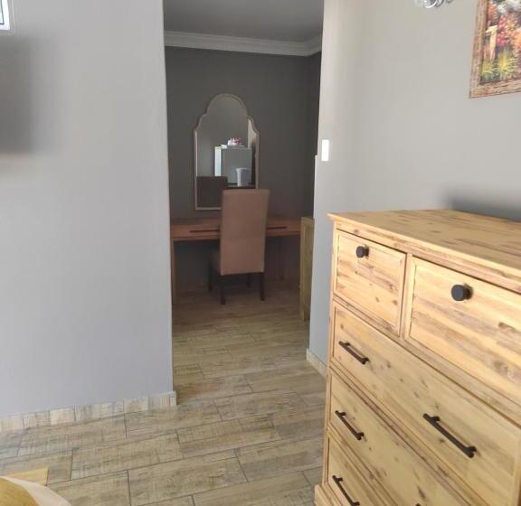 اتاق استاندارد, Crayfish Creek Guest House