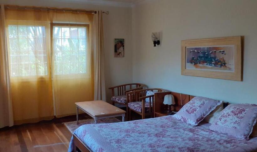 اتاق لوکس, Chambre D Hôte Villa Maritampona