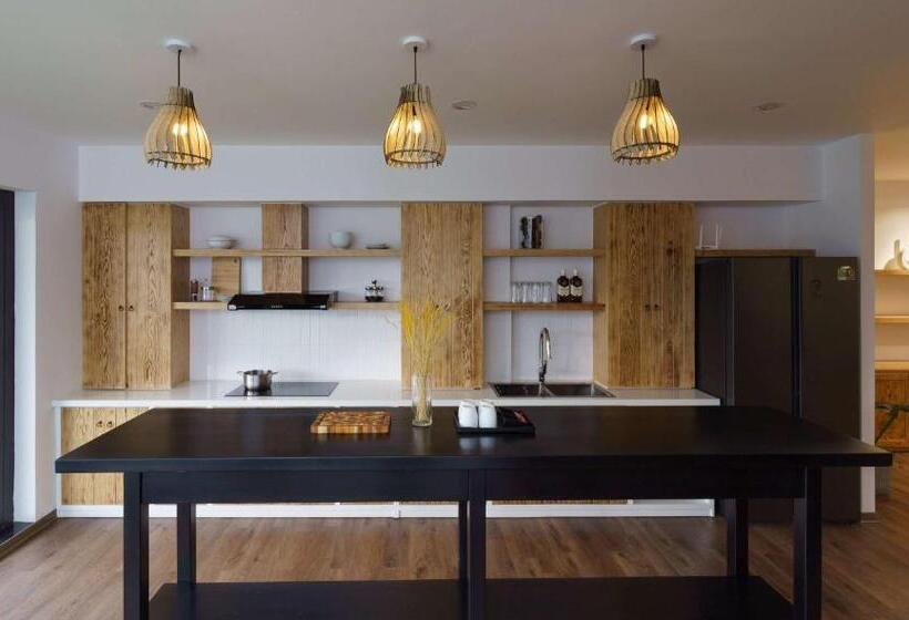 1 Bedroom Penthouse Apartment, Lata Hotel & Apartments