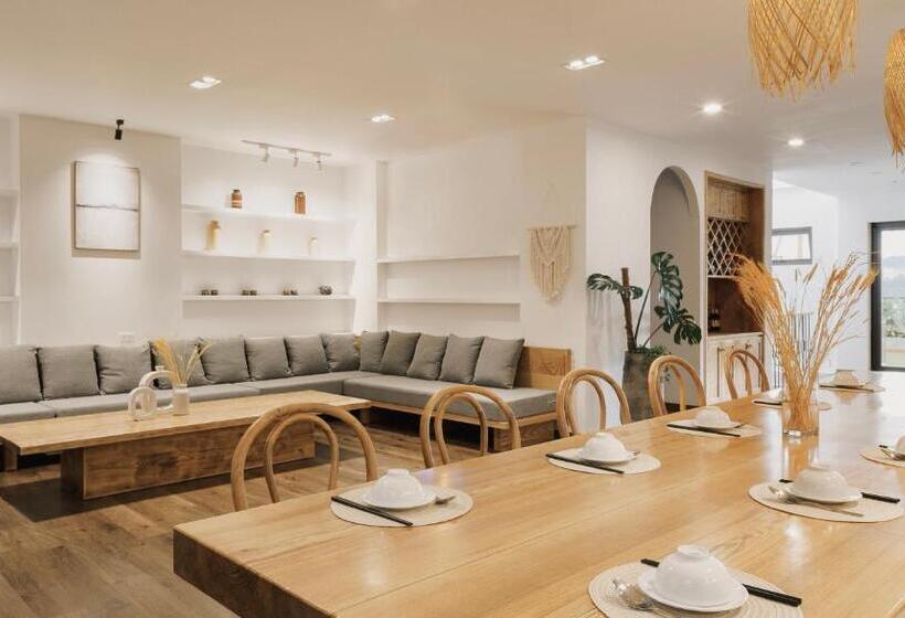 1 Bedroom Penthouse Apartment, Lata Hotel & Apartments