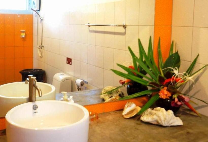 سوییت با چشم‌انداز باغ, Good Time Sports Village Koh Mak