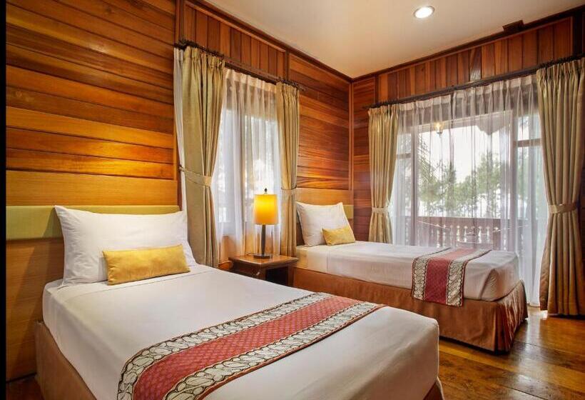ویلا سوپریور 3 خوابه, Jambuluwuk Convention Hall & Resort Puncak