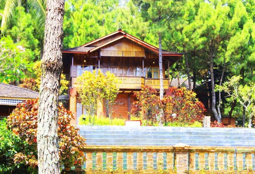 ویلا سوپریور 3 خوابه, Jambuluwuk Convention Hall & Resort Puncak