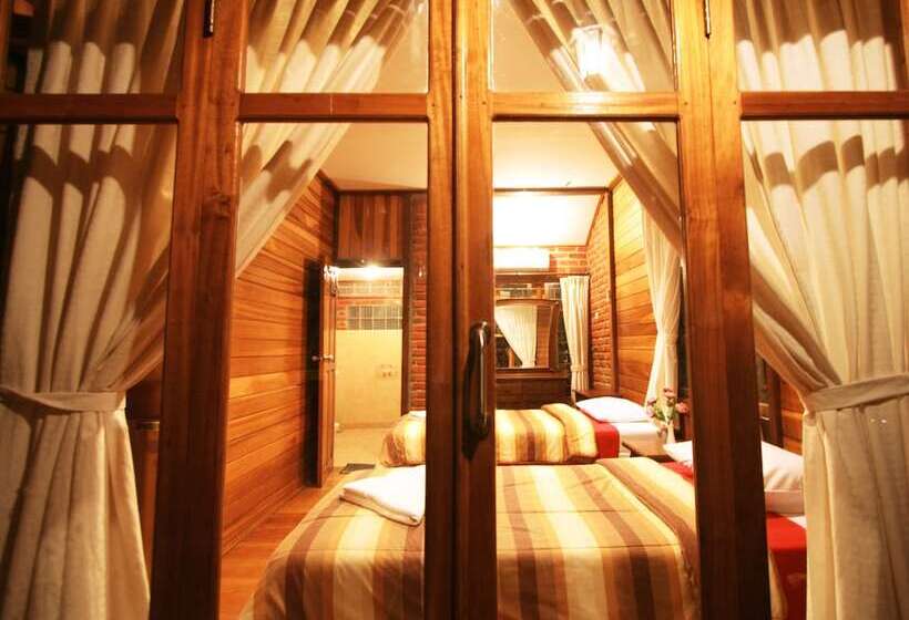 ویلا سوپریور 3 خوابه, Jambuluwuk Convention Hall & Resort Puncak