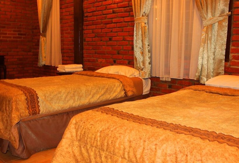 ویلا دلوکس 3 خوابه, Jambuluwuk Convention Hall & Resort Puncak