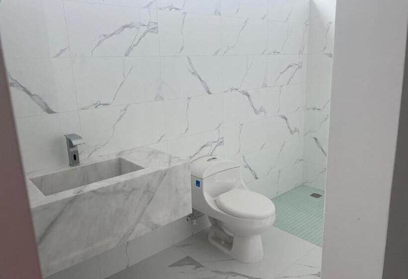 اتاق استاندارد با چشم‌انداز استخر, Mansion Aura Del Mar