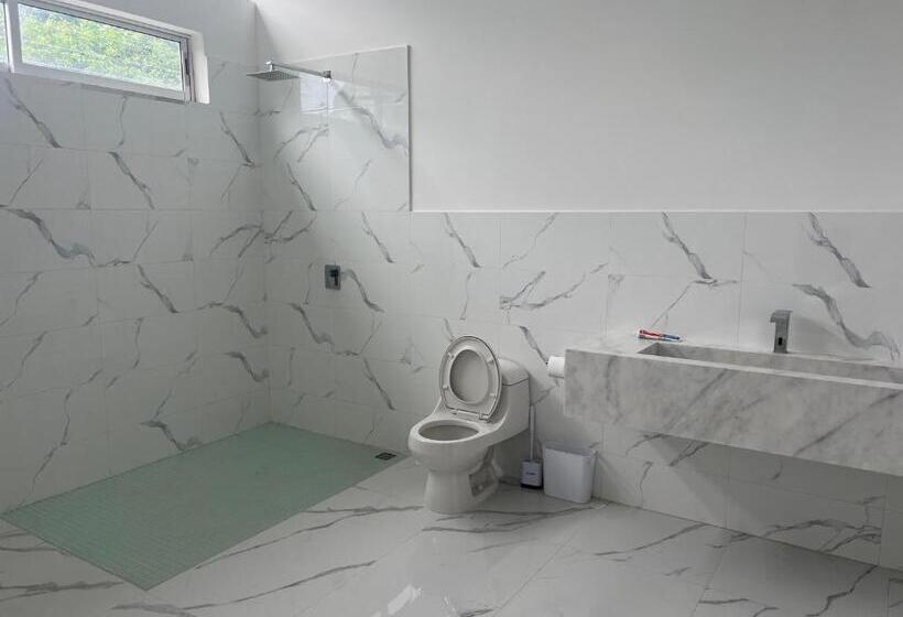 اتاق استاندارد با چشم‌انداز استخر, Mansion Aura Del Mar