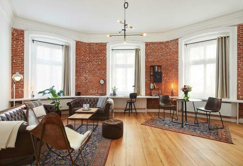 سوییت, Aparthotel Alstersuite