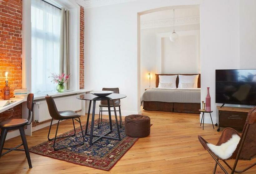 سوییت, Aparthotel Alstersuite