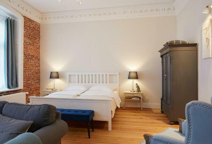 سوییت جونیور, Aparthotel Alstersuite