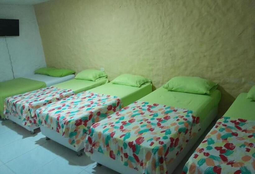 اتاق خانوادگی, Casa Flor De Liz