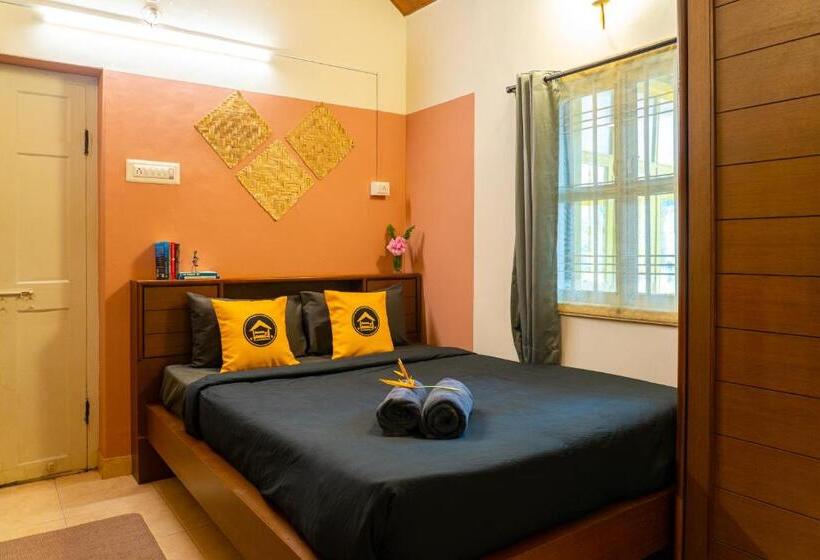 اتاق لوکس, The Hosteller Chikmagalur