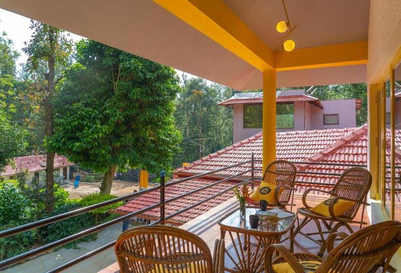 تختخواب در اتاق سوپریور مشترک, The Hosteller Chikmagalur