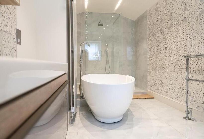 اتاق استاندارد با تخت بزرگ, Gileston Manor Luxury B&b