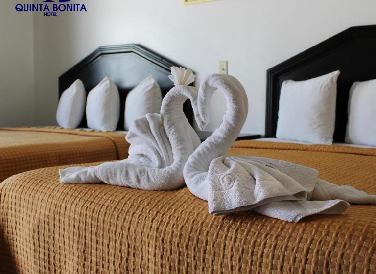 اتاق استاندارد سه نفره, La Quinta Bonita