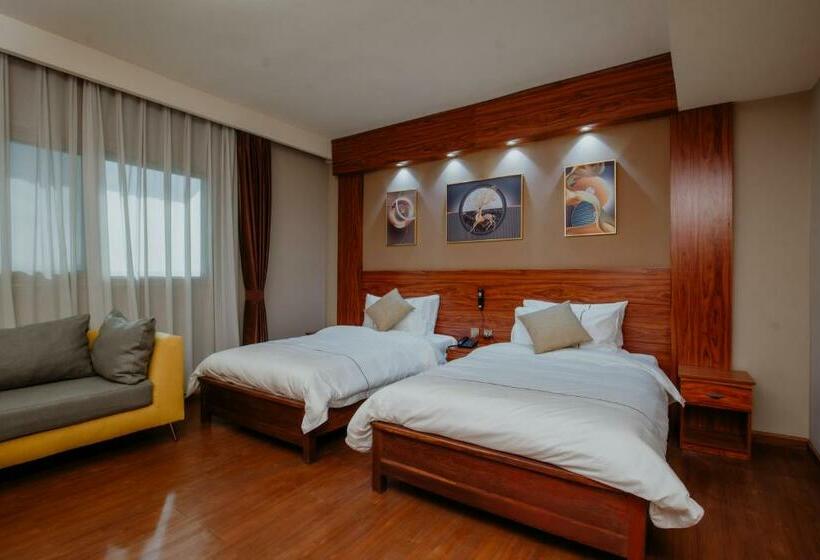 سوییت, Atmosphere Hotel & Spa