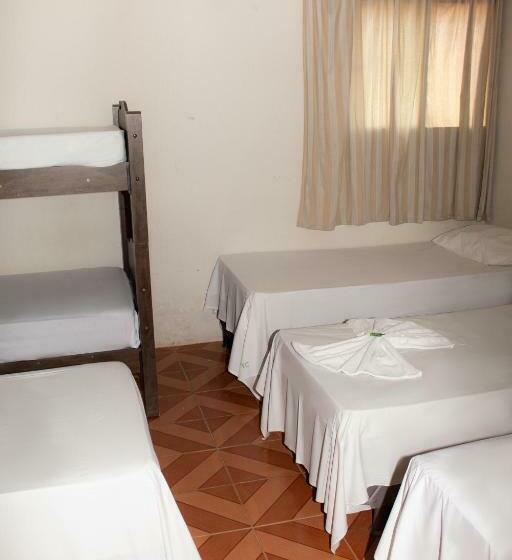 Economy Triple Room, Pousada Rodrigues