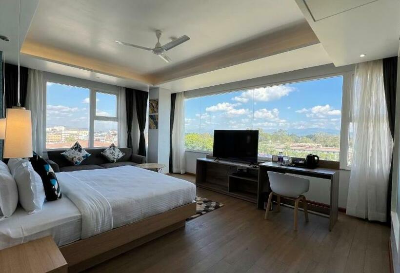 Номер Deluxe Кровать Кинг, Aurora Boutique Hotel Imphal