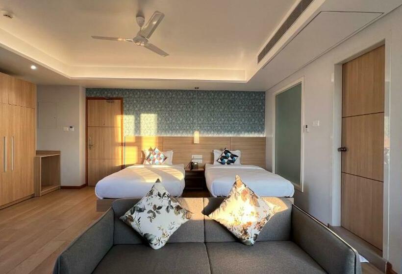 Семейный Номер Вид на Горы, Aurora Boutique Hotel Imphal