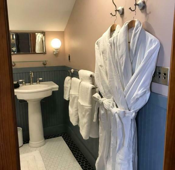 اتاق استاندارد, Martha S Bed And Breakfast