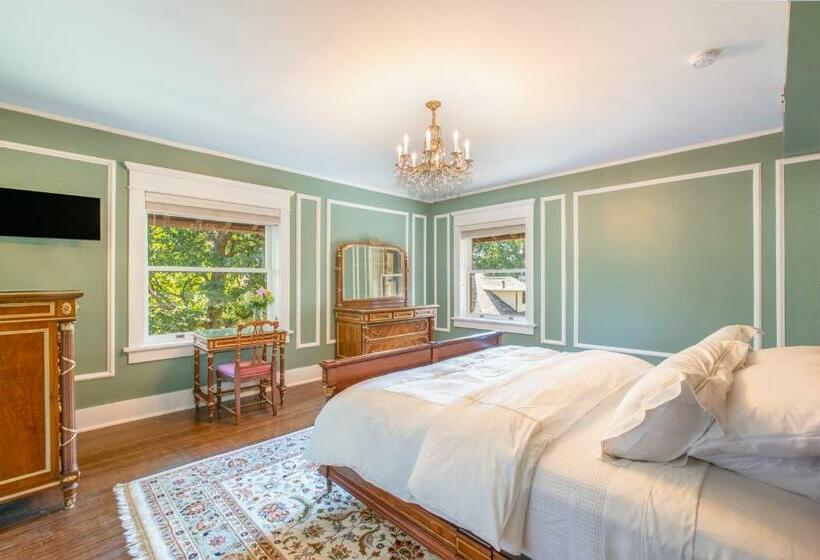 سوئیت 2 خوابه, Martha S Bed And Breakfast