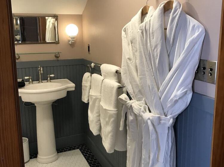 اتاق استاندارد, Martha S Bed And Breakfast