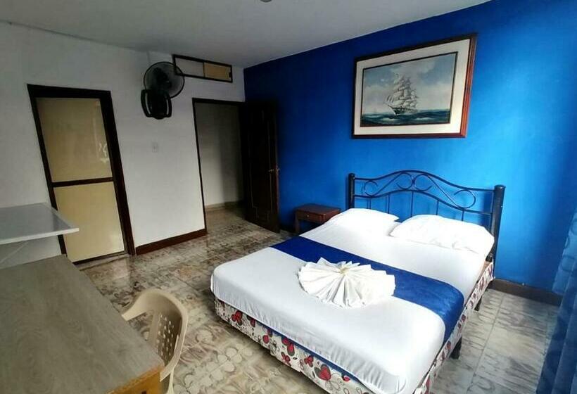 اتاق استاندارد, Hostal El Rey